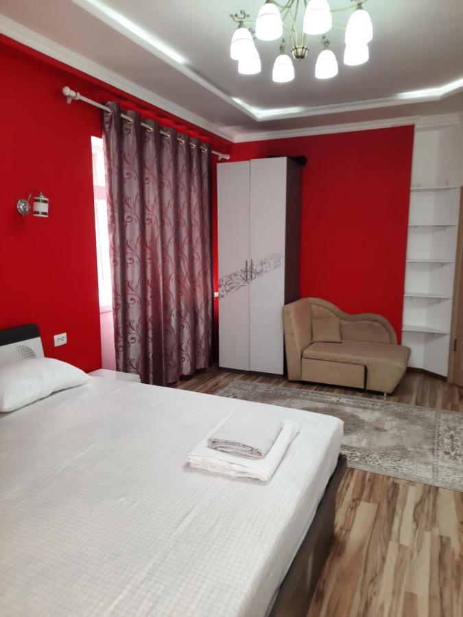 Diplomat Apartments Bishkek Exteriör bild