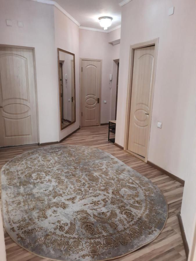 Diplomat Apartments Bishkek Exteriör bild