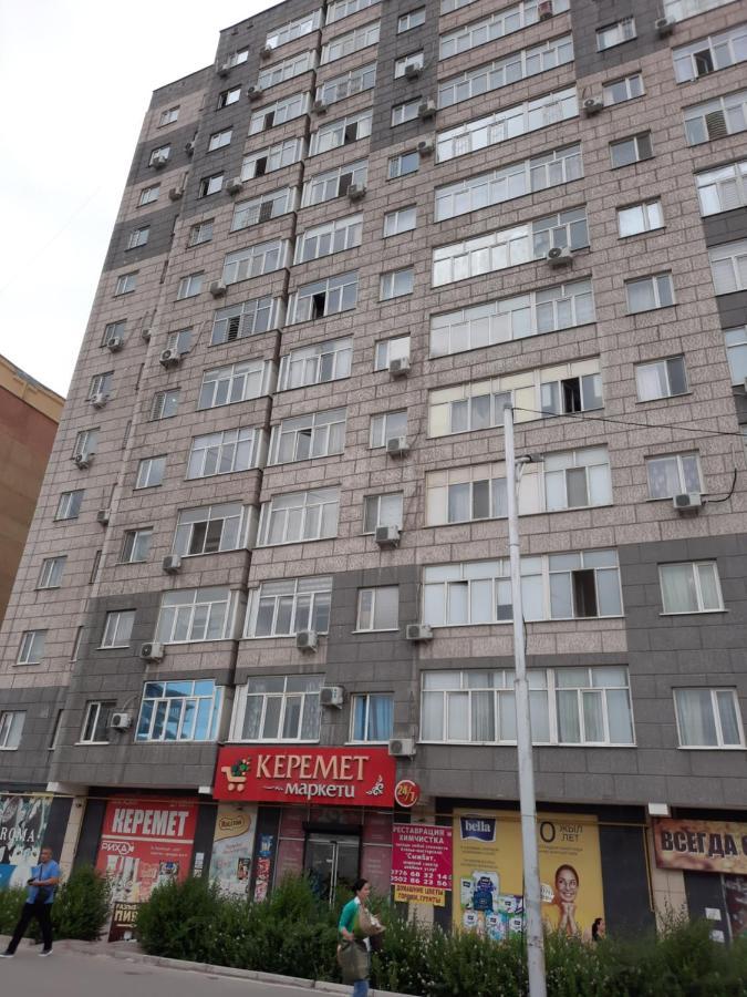 Diplomat Apartments Bishkek Exteriör bild