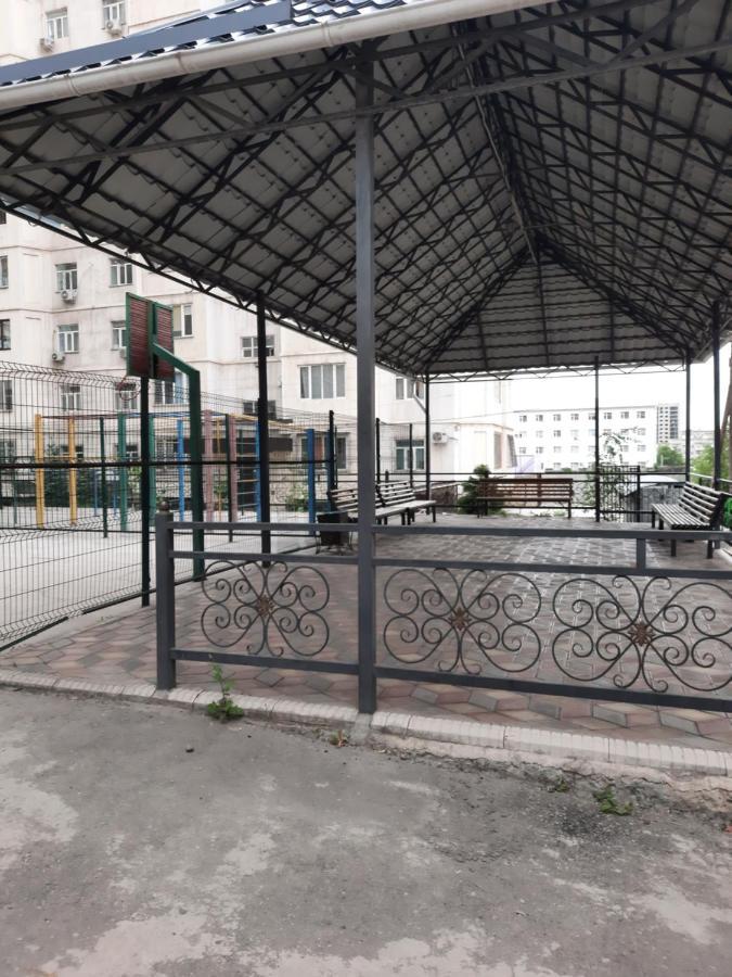 Diplomat Apartments Bishkek Exteriör bild