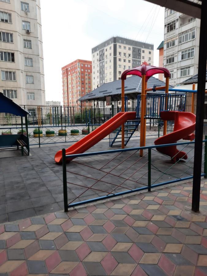 Diplomat Apartments Bishkek Exteriör bild